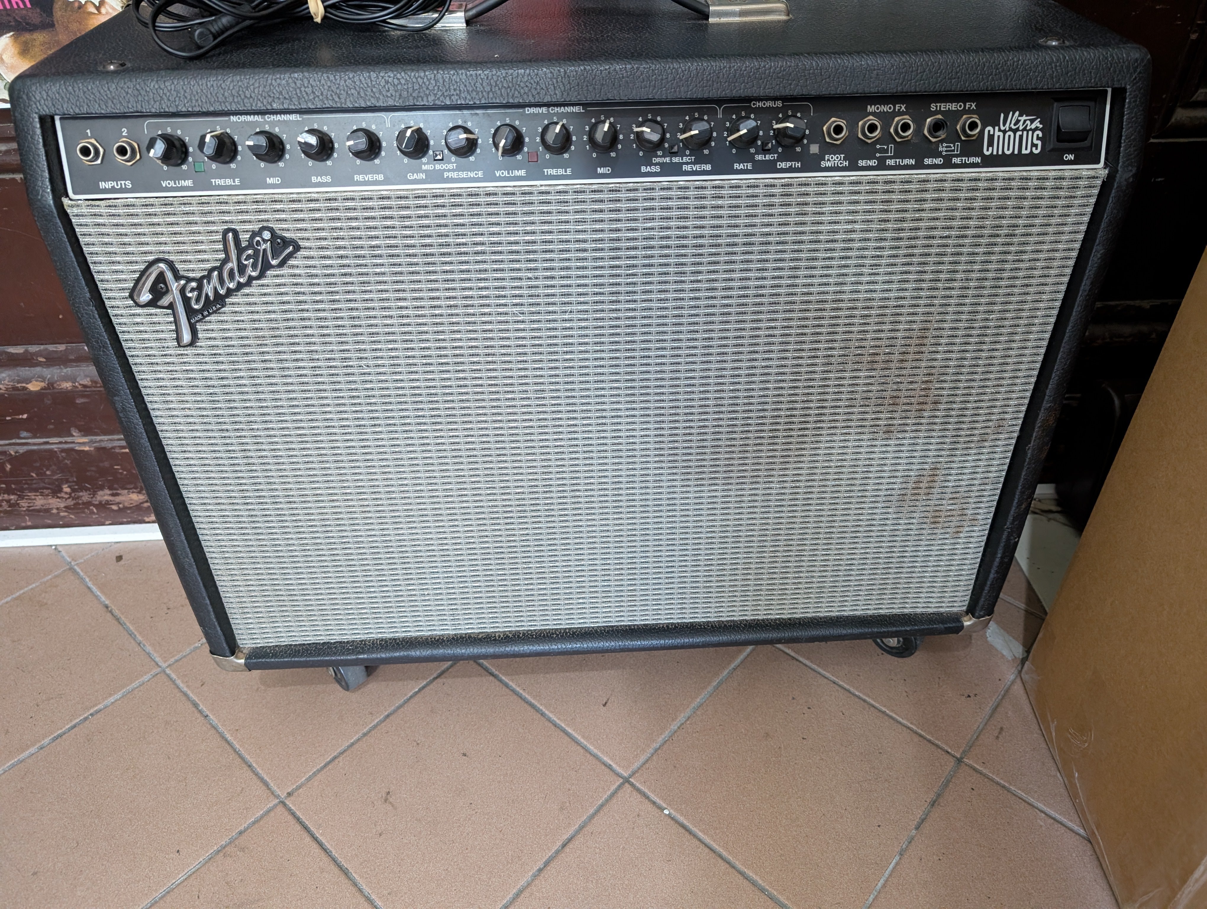 Solid State Amplifier Combos